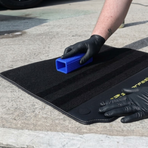 מברשת פסים לשטיחים , מברשת עיצוב לשטיחים , מברשת לשטיחים