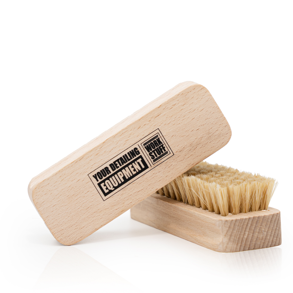 מברשת ריפודים