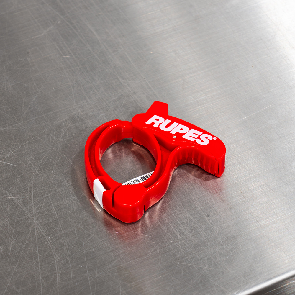 מחזיק כבל חשמל